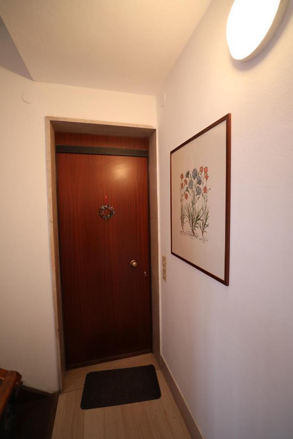 Lovely Apartment In Veneţia Exterior foto